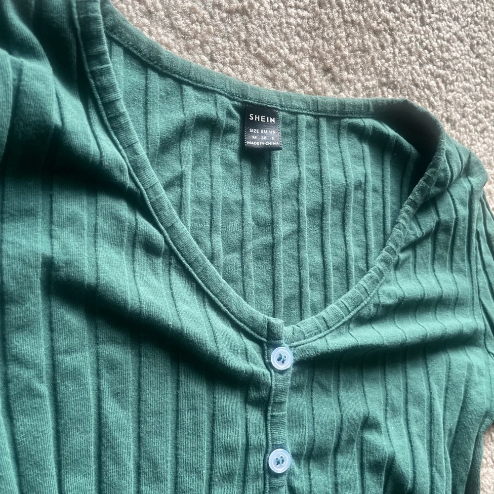 3 Pack Ribbed Button-Up Crop Top - Picture 8 of 8